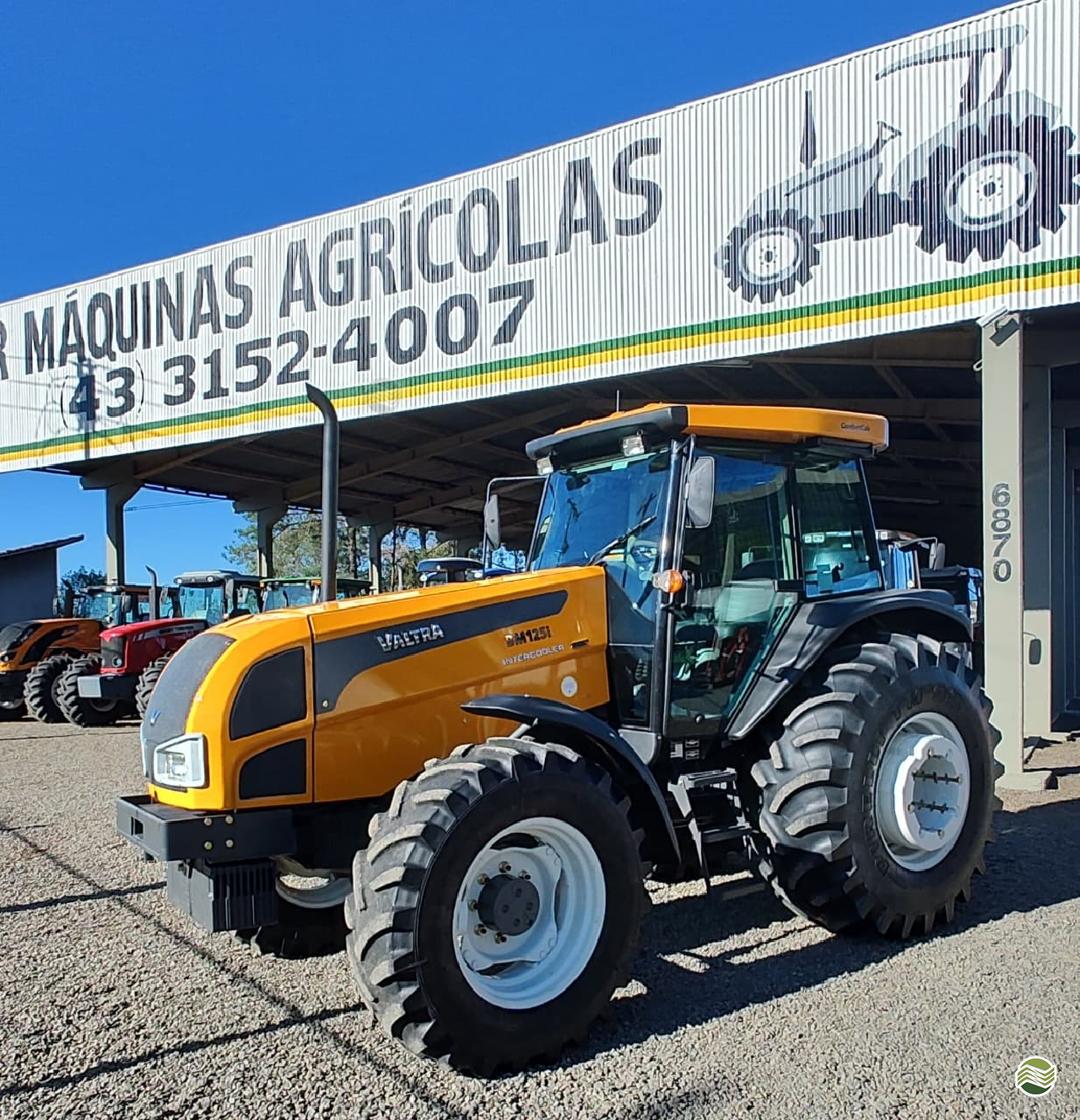 TRATOR VALTRA VALTRA BM 125 Tração 4x4 GR Máquinas Agrícolas ARAPONGAS PARANÁ PR
